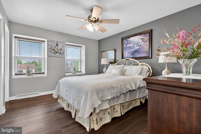 824 WOODLAWN DRIVE, Chambersburg, PA 17201