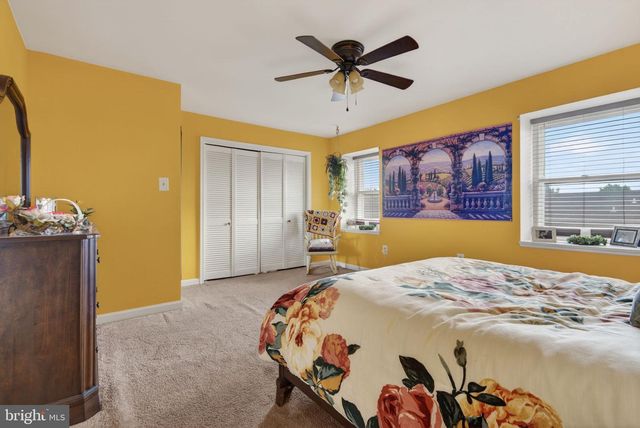 824 WOODLAWN DRIVE, Chambersburg, PA 17201