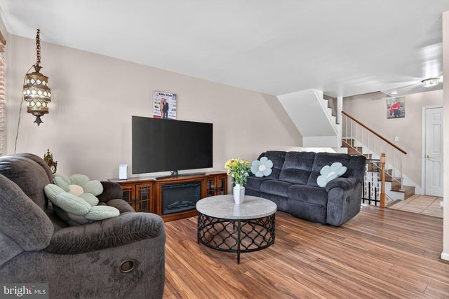 824 WOODLAWN DRIVE, Chambersburg, PA 17201