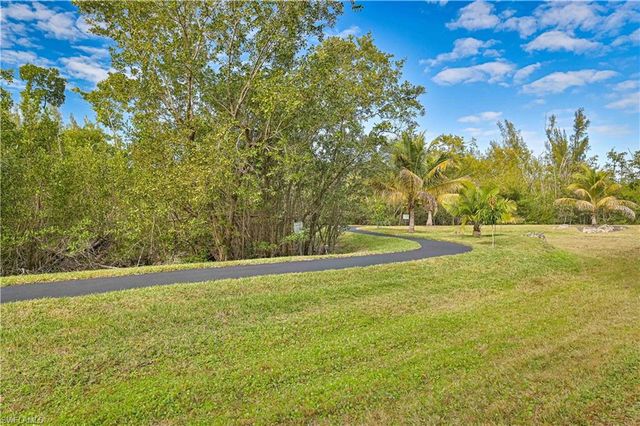 10090 Lake Cove DR # 201, Fort Myers, FL 33908