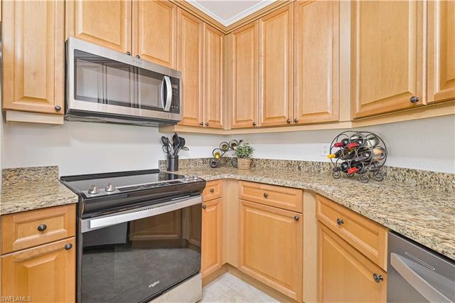 10090 Lake Cove DR # 201, Fort Myers, FL 33908