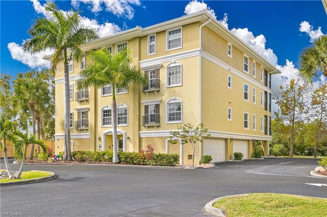 10090 Lake Cove DR # 201, Fort Myers, FL 33908