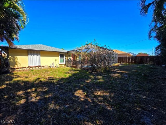 2210 SE 5th TER, Cape Coral, FL 33990