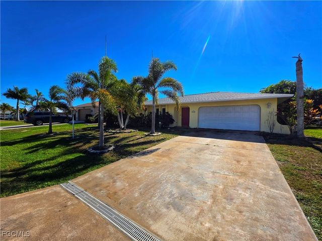 2210 SE 5th TER, Cape Coral, FL 33990
