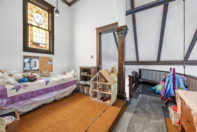 230 E Market Street, Lisbon, IA 52253