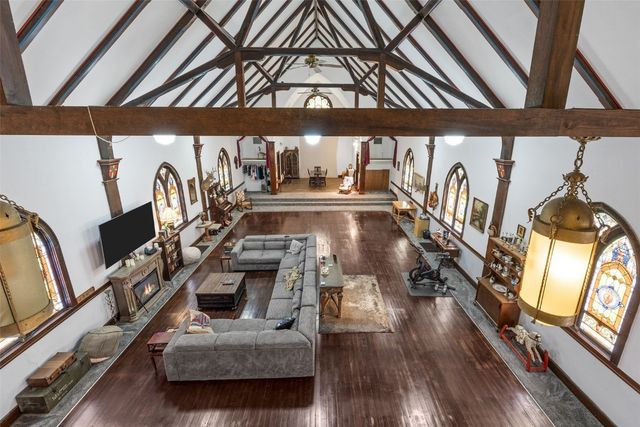 230 E Market Street, Lisbon, IA 52253