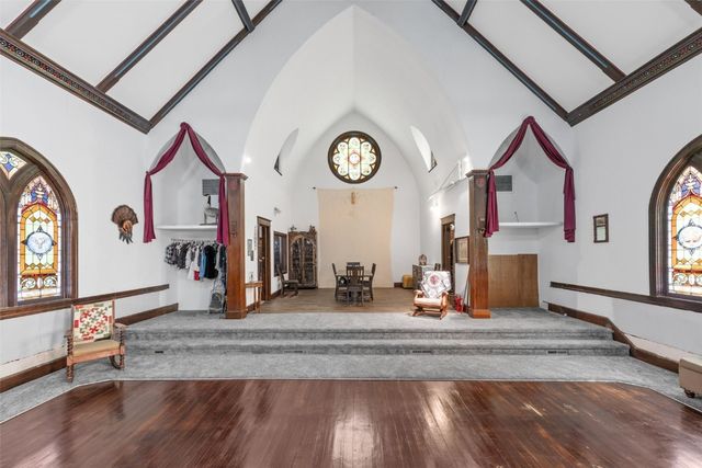 230 E Market Street, Lisbon, IA 52253