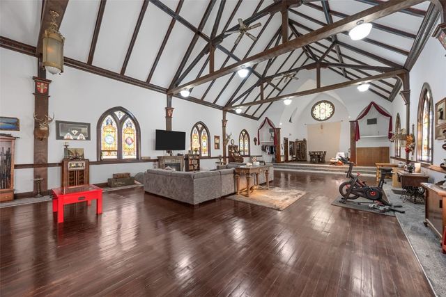 230 E Market Street, Lisbon, IA 52253