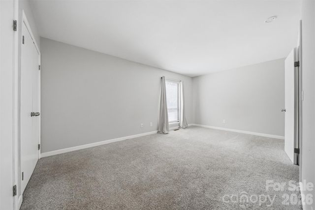 4340 N Center Street 203, Hickory, NC 28601