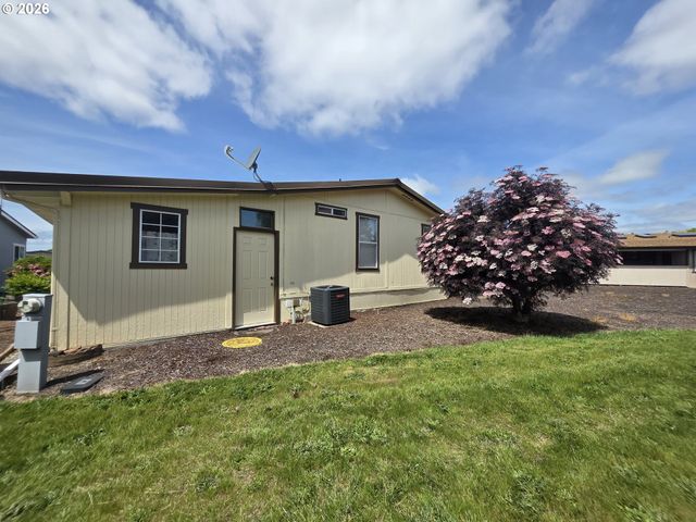 1505 FRONTIER Cir, Forest Grove, OR 97116
