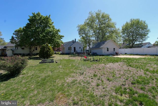 53 SPRUCE ST, Pennsville, NJ 08070