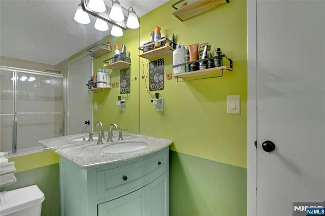 700 1st Street 6H, Hoboken, NJ 07030