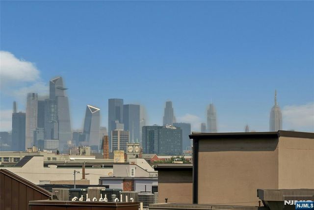 700 1st Street 6H, Hoboken, NJ 07030