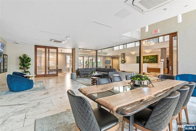 700 1st Street 6H, Hoboken, NJ 07030