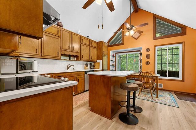 2974 Caldwell Circle, Suwanee, GA 30024