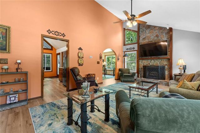 2974 Caldwell Circle, Suwanee, GA 30024