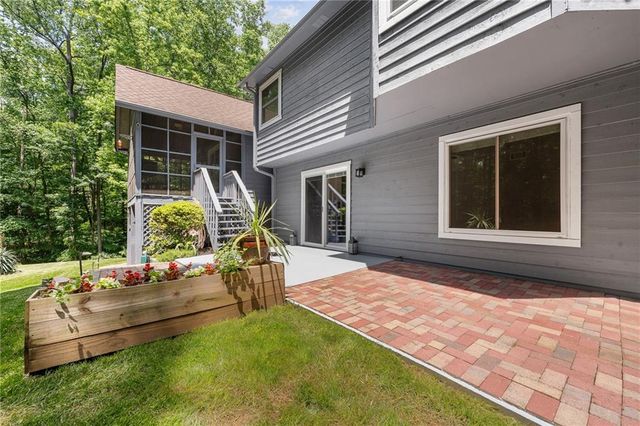 2974 Caldwell Circle, Suwanee, GA 30024