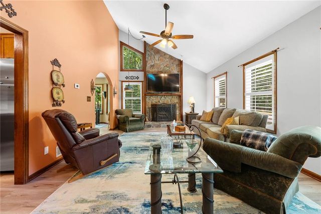 2974 Caldwell Circle, Suwanee, GA 30024