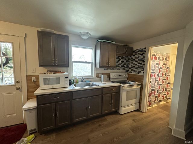 1217 N Second Avenue, Evansville, IN 47710