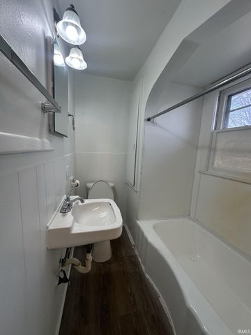 1217 N Second Avenue, Evansville, IN 47710