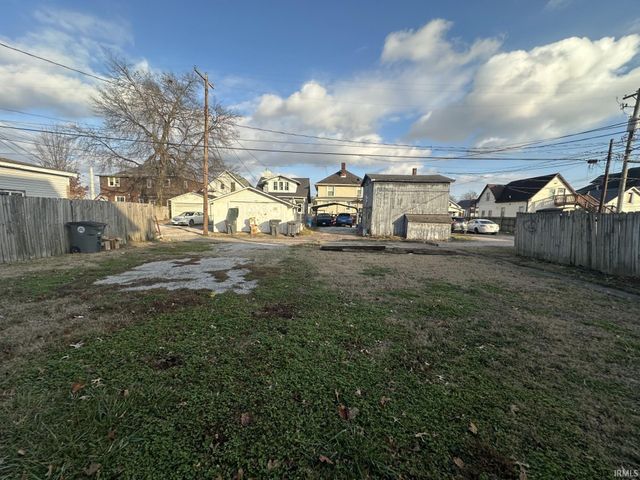 1217 N Second Avenue, Evansville, IN 47710