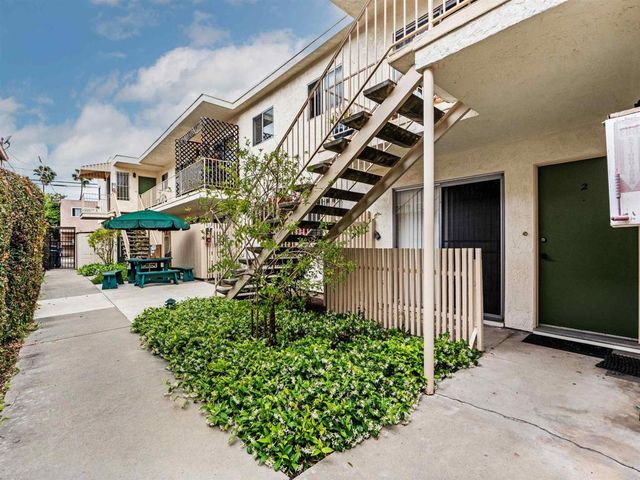 4522 Oregon Street, San Diego, CA 92116