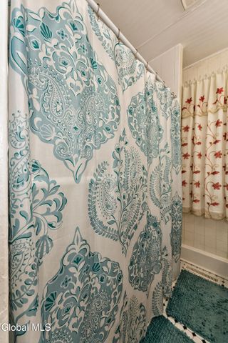 1064 Lexington Avenue, Schenectady, NY 12309