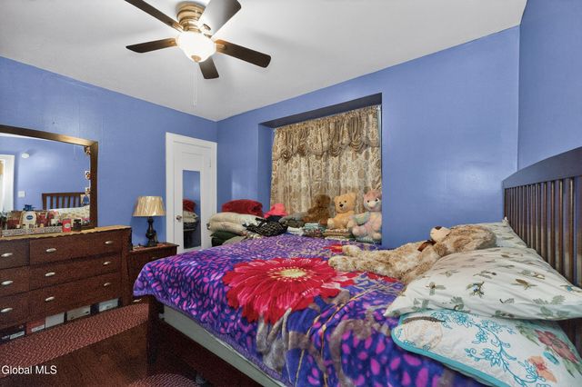 1064 Lexington Avenue, Schenectady, NY 12309