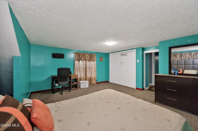 1064 Lexington Avenue, Schenectady, NY 12309