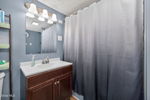 1064 Lexington Avenue, Schenectady, NY 12309