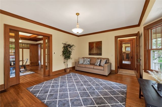 150 Deerfield Drive, Irondequoit, NY 14609