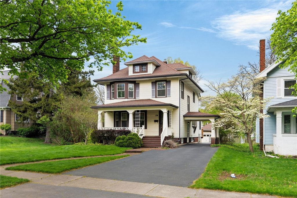 150 Deerfield Drive, Irondequoit, NY 14609