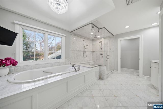 257 Truman Drive, Cresskill, NJ 07626