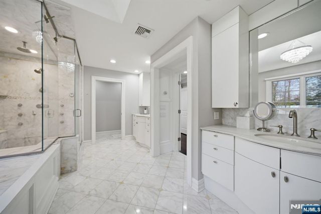 257 Truman Drive, Cresskill, NJ 07626
