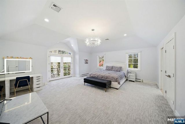 257 Truman Drive, Cresskill, NJ 07626