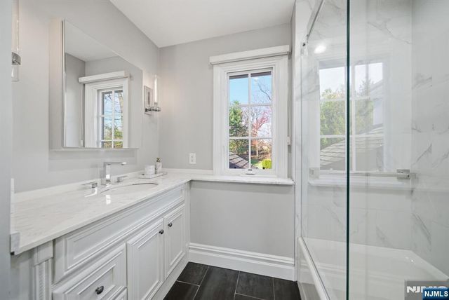 257 Truman Drive, Cresskill, NJ 07626