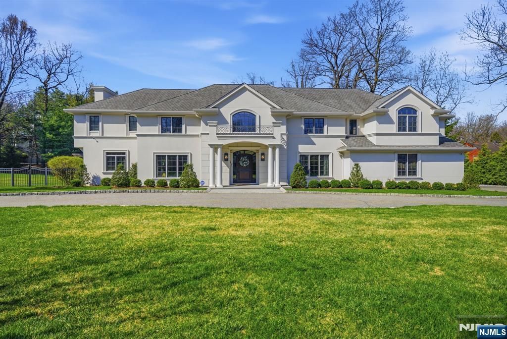 257 Truman Drive, Cresskill, NJ 07626