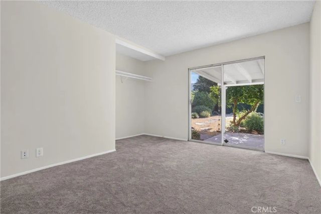 7928 Owensmouth, Canoga Park, CA 91304