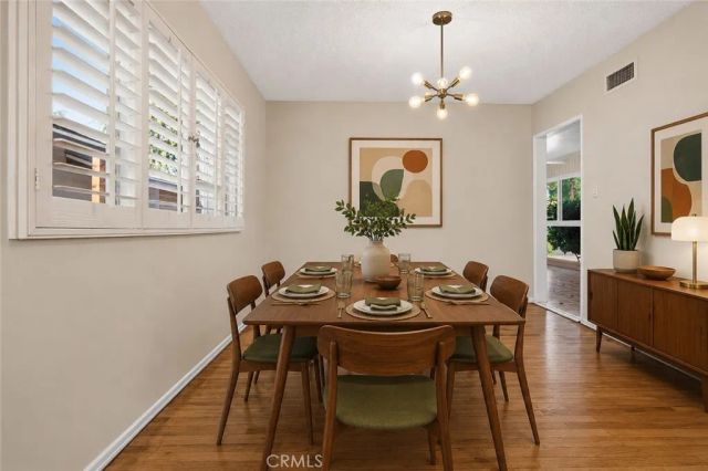 7928 Owensmouth, Canoga Park, CA 91304
