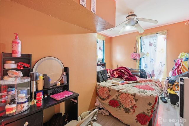 54 E Pennsylvania Avenue, Avenel, NJ 07001