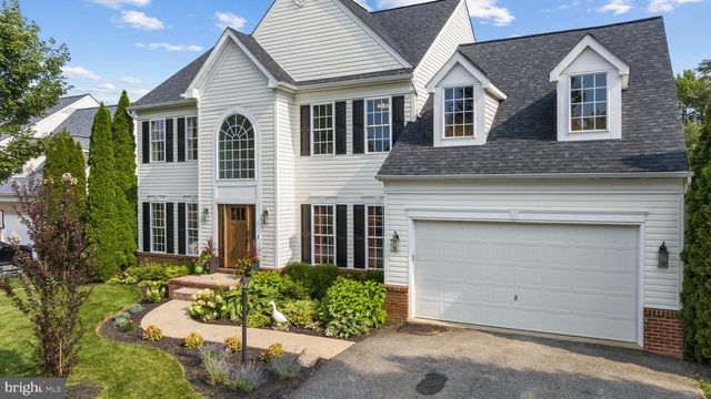 7102 CROWN JEWELS CT, Fredericksburg, VA 22407