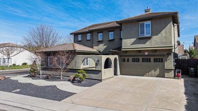 4020 Calistoga, Modesto, CA 95356