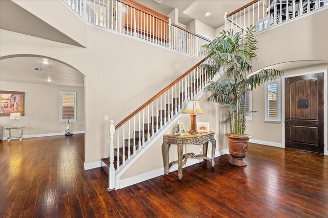 4020 Calistoga, Modesto, CA 95356