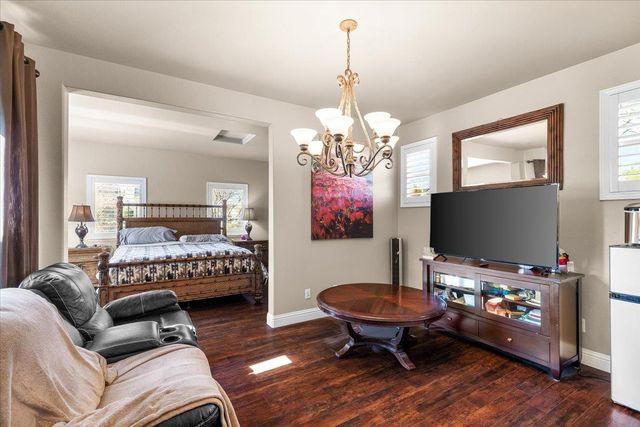 4020 Calistoga, Modesto, CA 95356