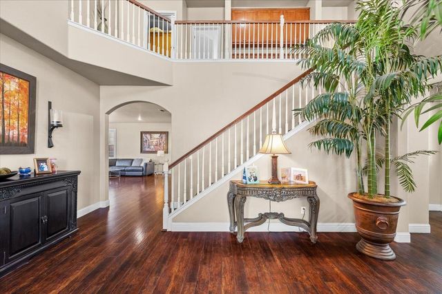 4020 Calistoga, Modesto, CA 95356