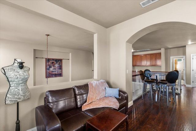 4020 Calistoga, Modesto, CA 95356