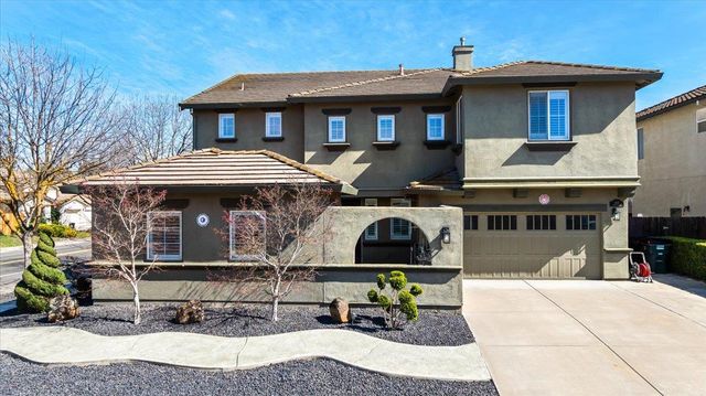 4020 Calistoga, Modesto, CA 95356