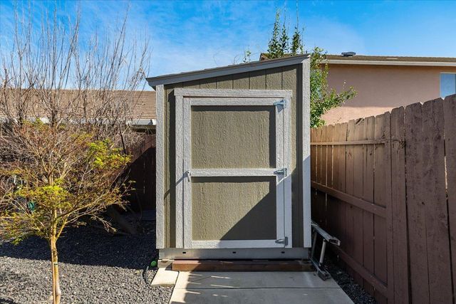 4020 Calistoga, Modesto, CA 95356