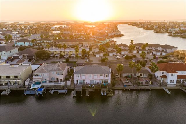 15418 GRASS CAY Ct A, Corpus Christi, TX 78418