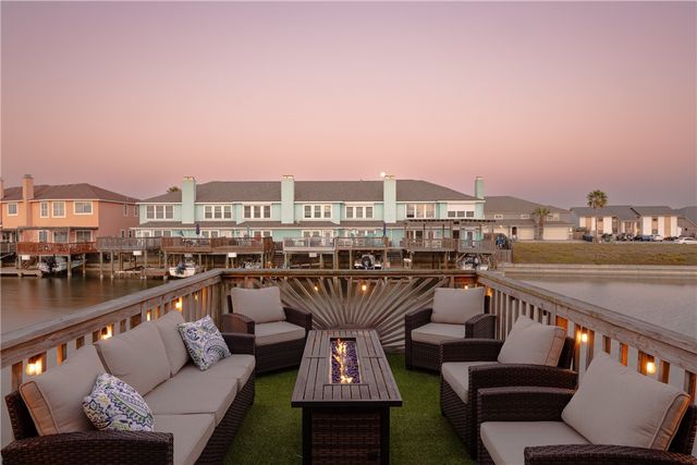 15418 GRASS CAY Ct A, Corpus Christi, TX 78418